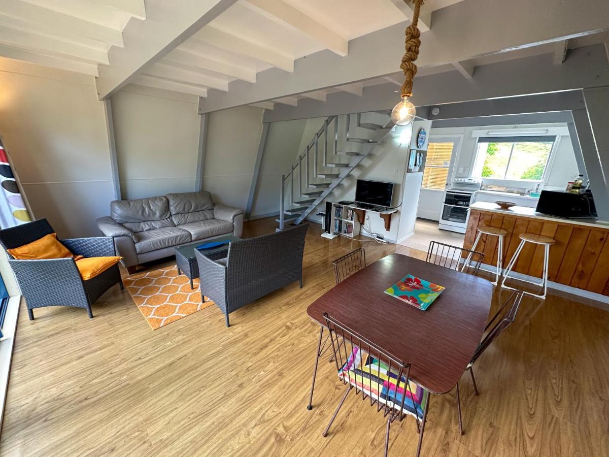 Coromandel Pohutukawa Coastal Chalets מראה חיצוני תמונה
