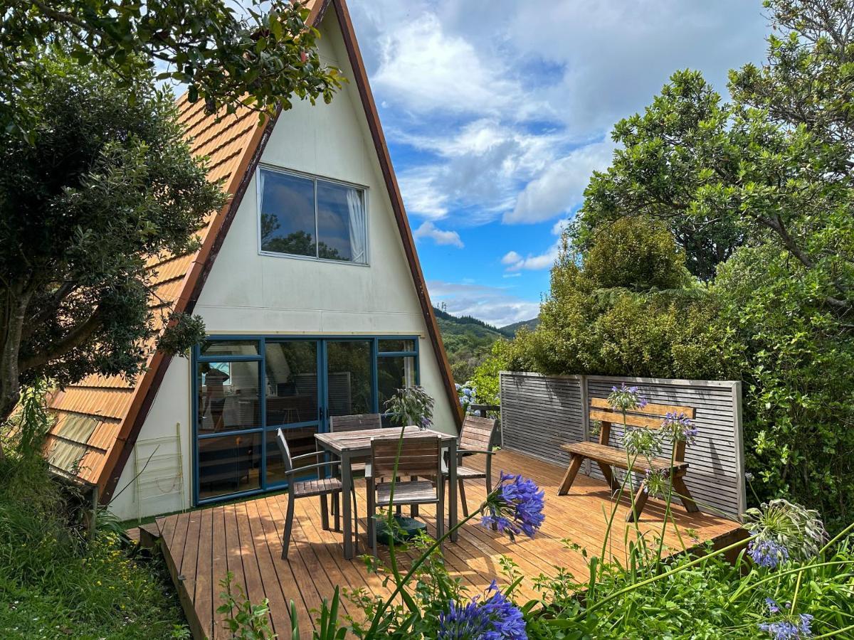 Coromandel Pohutukawa Coastal Chalets מראה חיצוני תמונה