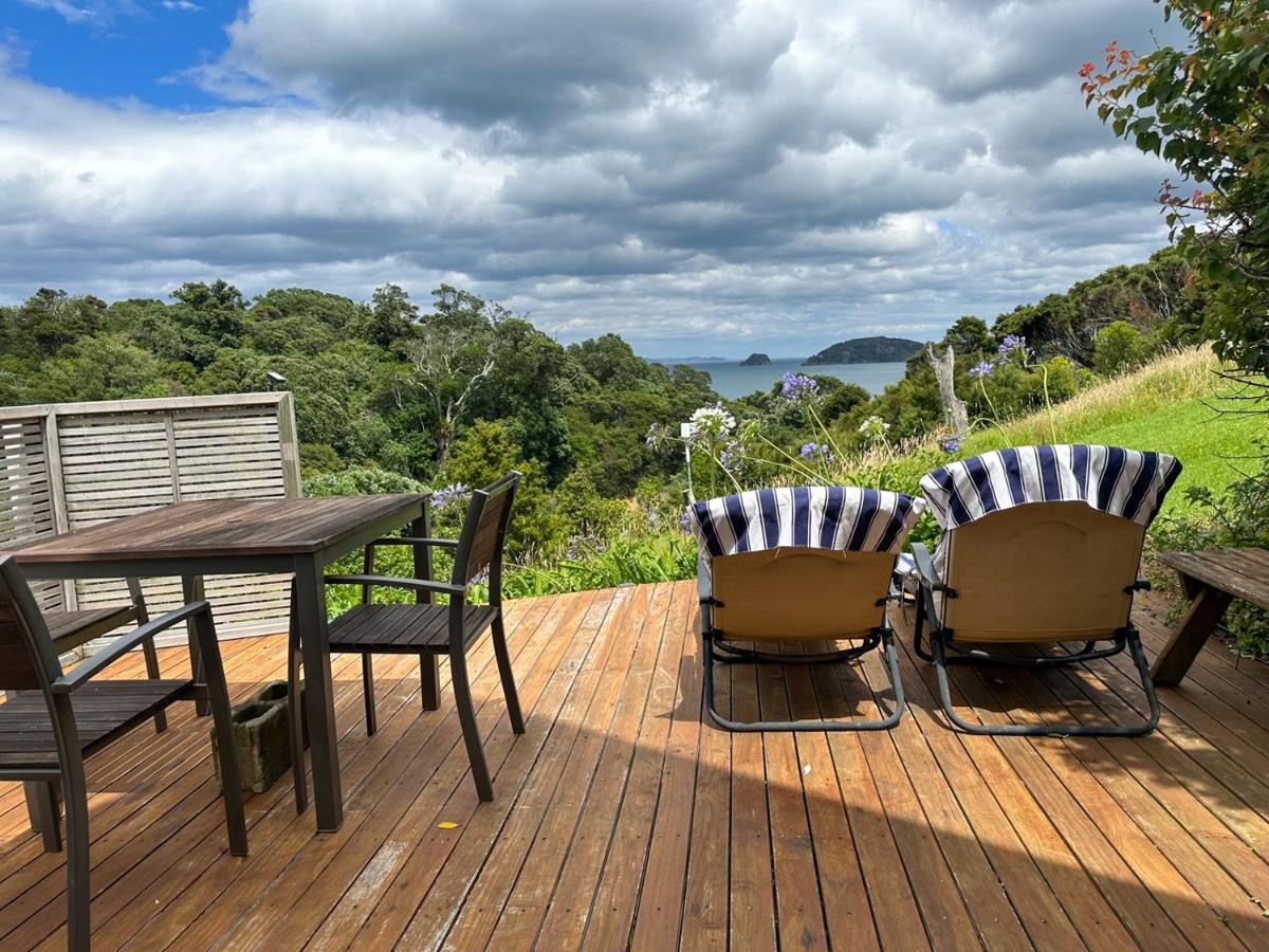 Coromandel Pohutukawa Coastal Chalets מראה חיצוני תמונה