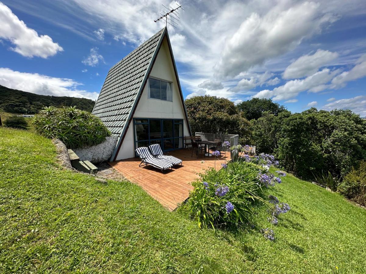 Coromandel Pohutukawa Coastal Chalets מראה חיצוני תמונה