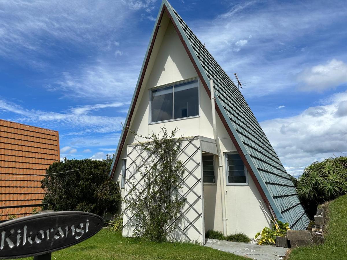 Coromandel Pohutukawa Coastal Chalets מראה חיצוני תמונה