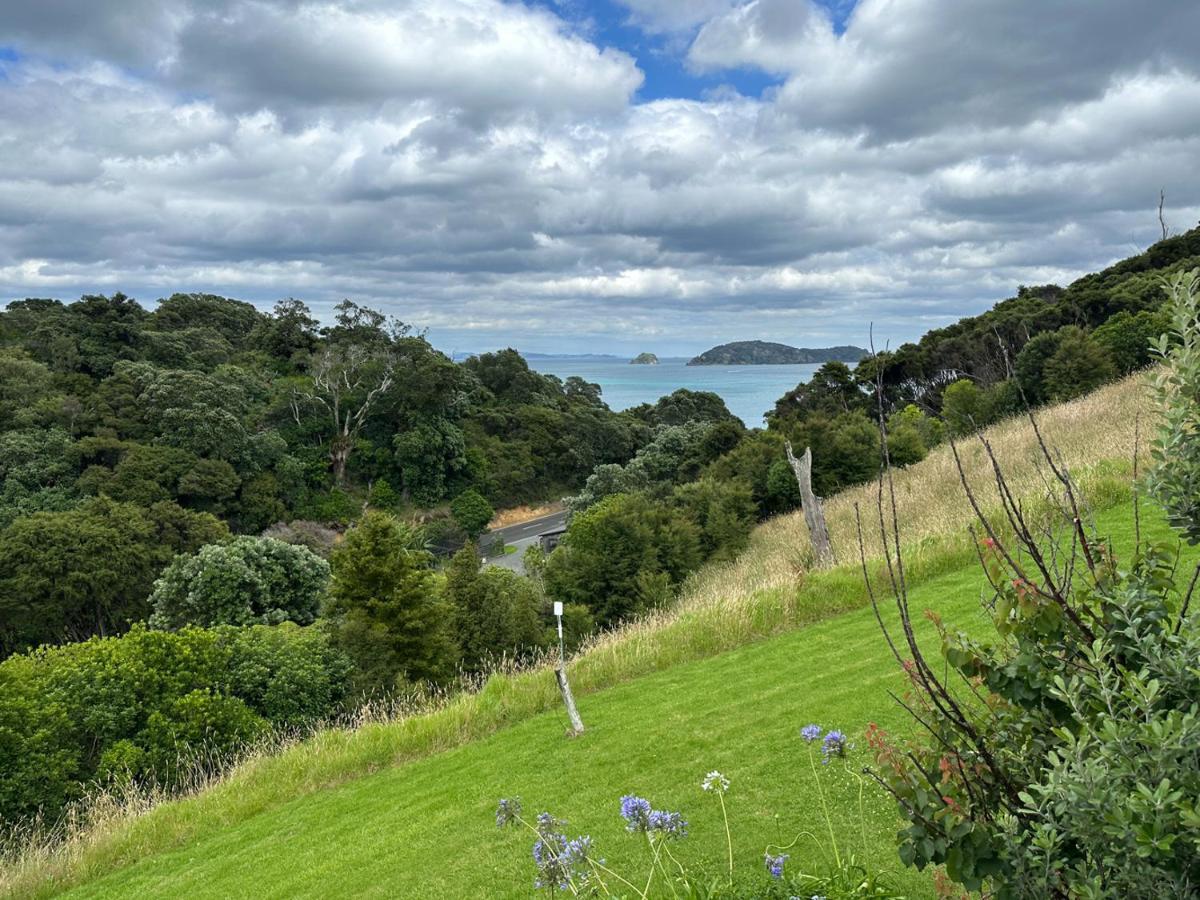 Coromandel Pohutukawa Coastal Chalets מראה חיצוני תמונה