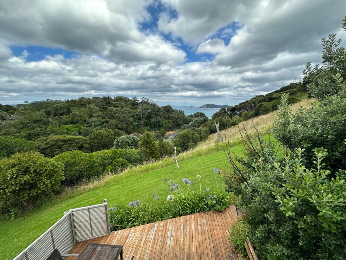 Coromandel Pohutukawa Coastal Chalets מראה חיצוני תמונה