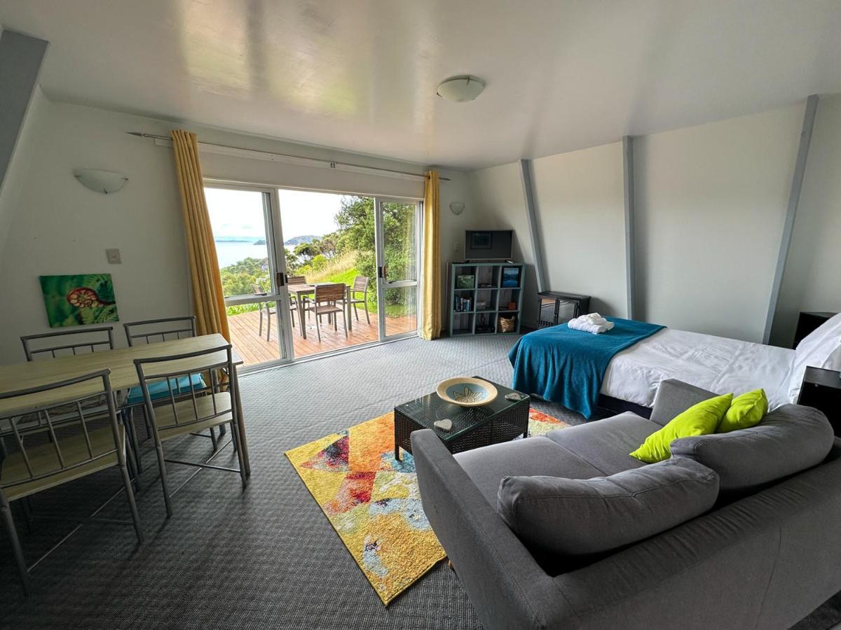 Coromandel Pohutukawa Coastal Chalets מראה חיצוני תמונה