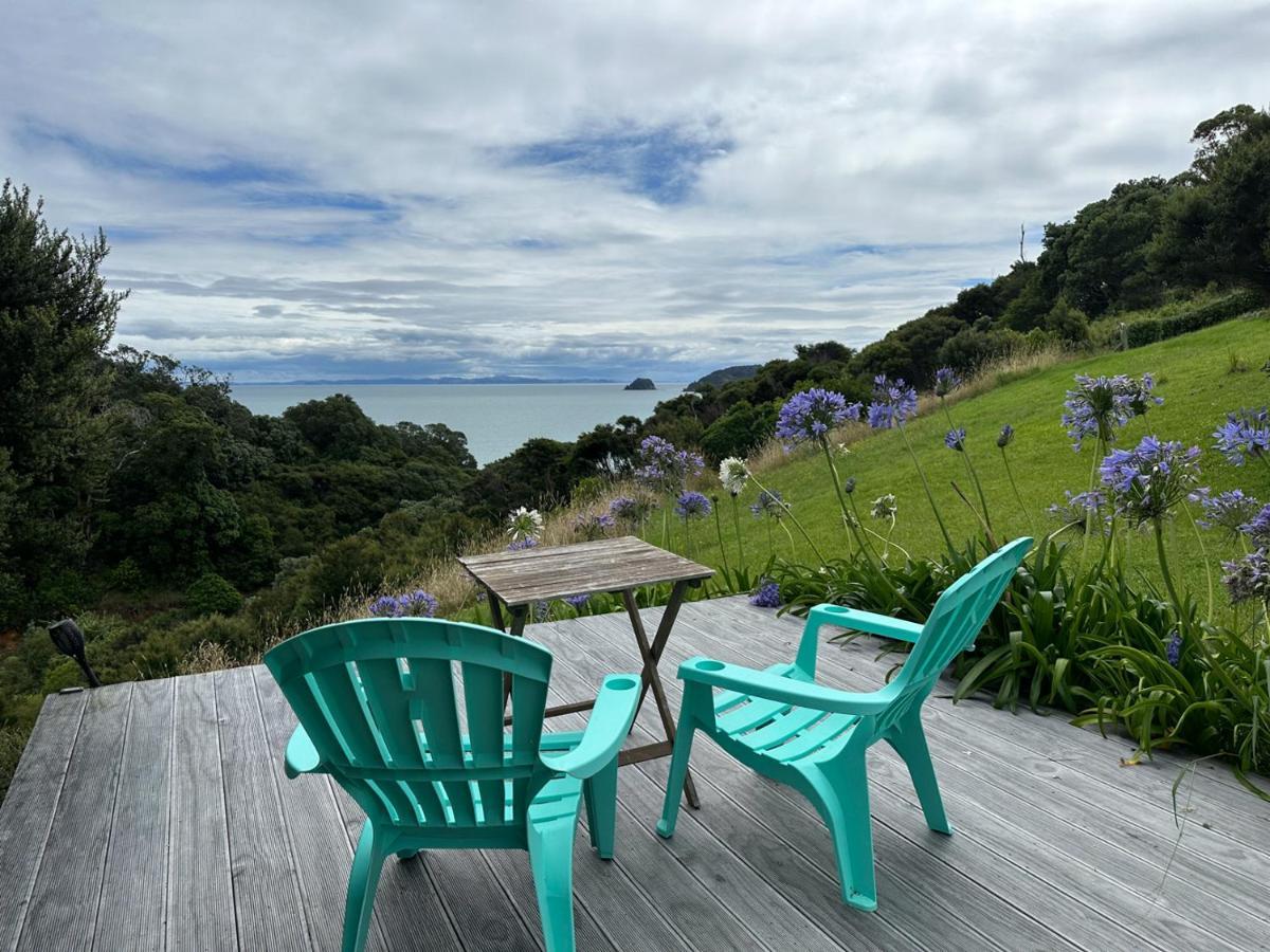 Coromandel Pohutukawa Coastal Chalets מראה חיצוני תמונה