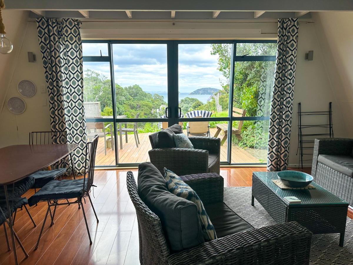 Coromandel Pohutukawa Coastal Chalets מראה חיצוני תמונה