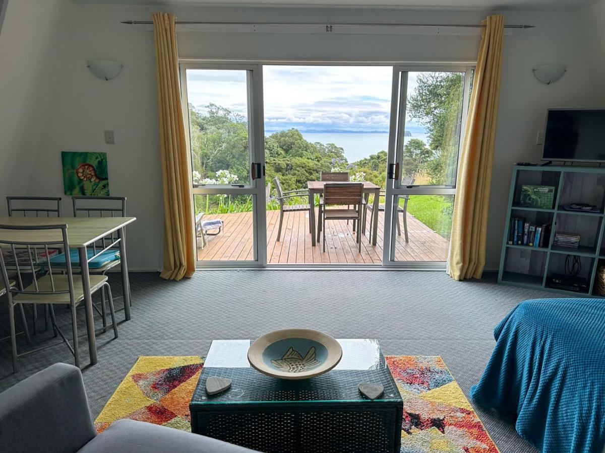 Coromandel Pohutukawa Coastal Chalets מראה חיצוני תמונה
