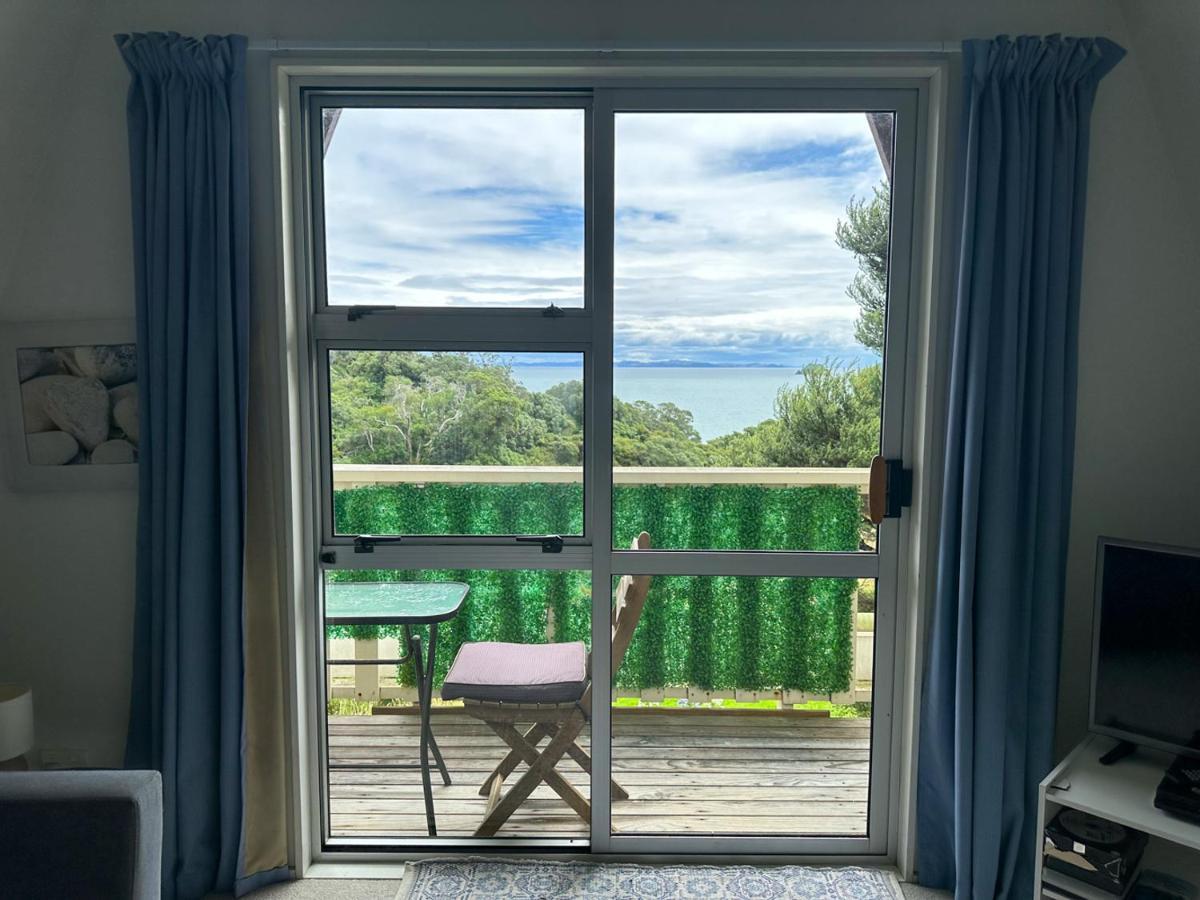 Coromandel Pohutukawa Coastal Chalets מראה חיצוני תמונה