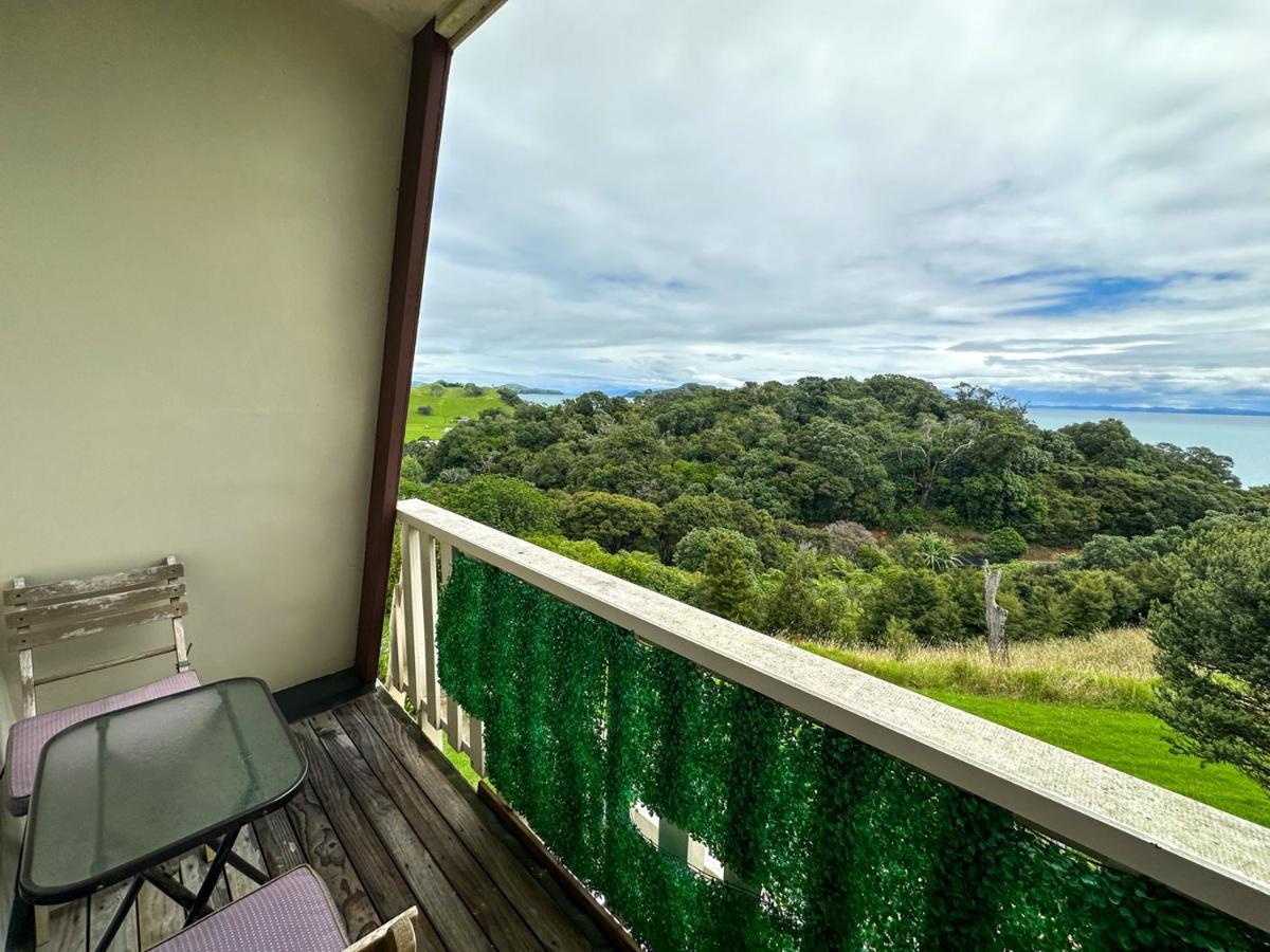 Coromandel Pohutukawa Coastal Chalets מראה חיצוני תמונה