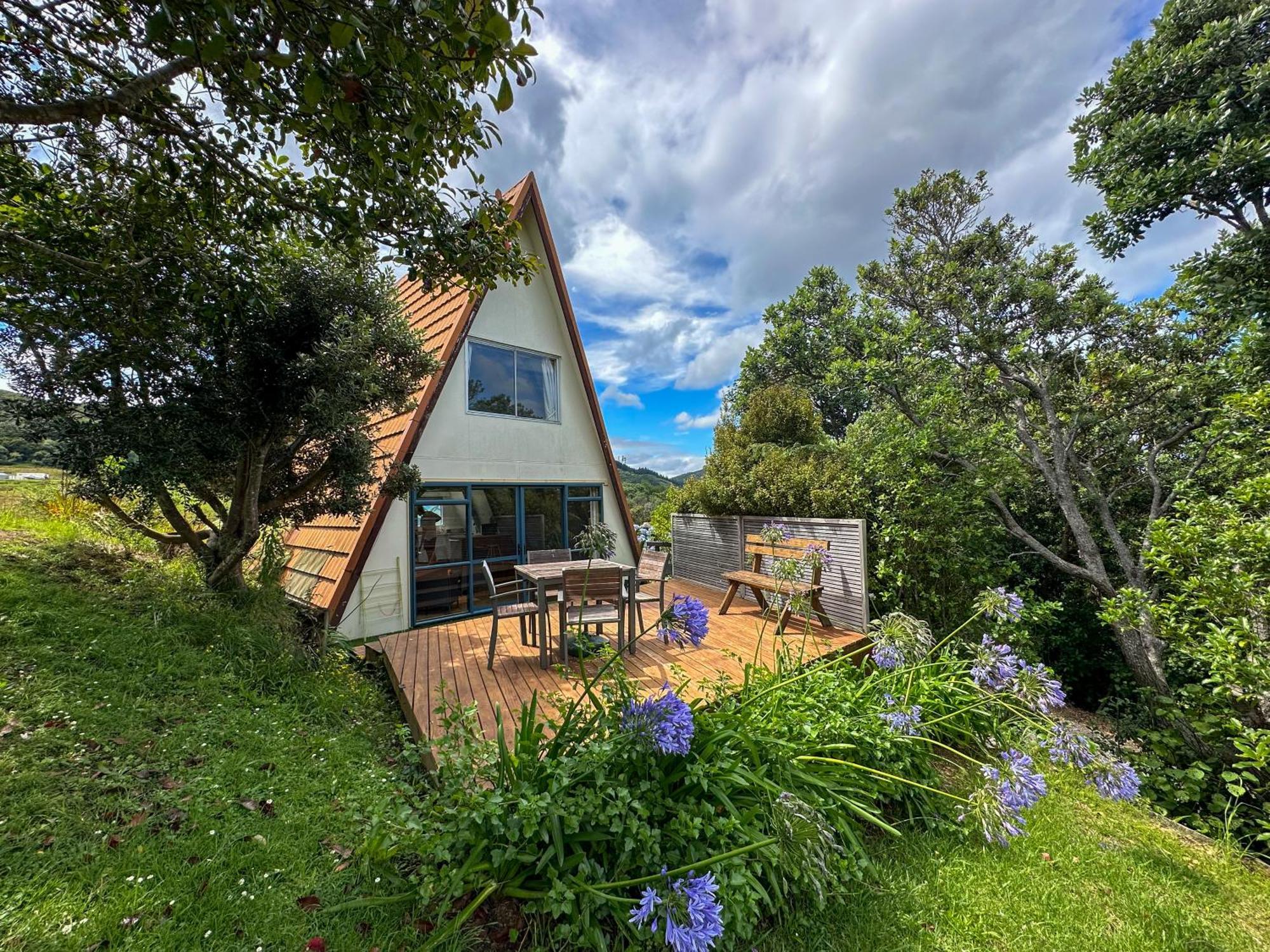 Coromandel Pohutukawa Coastal Chalets חדר תמונה